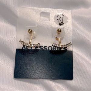 Earrings accessories: Never been worn